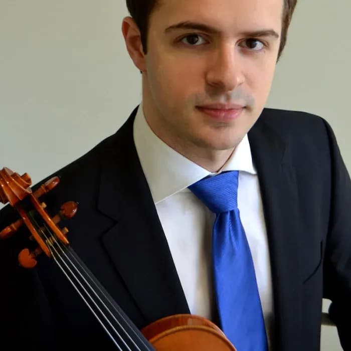 Violinist and KSA founder Geoffrey Herd